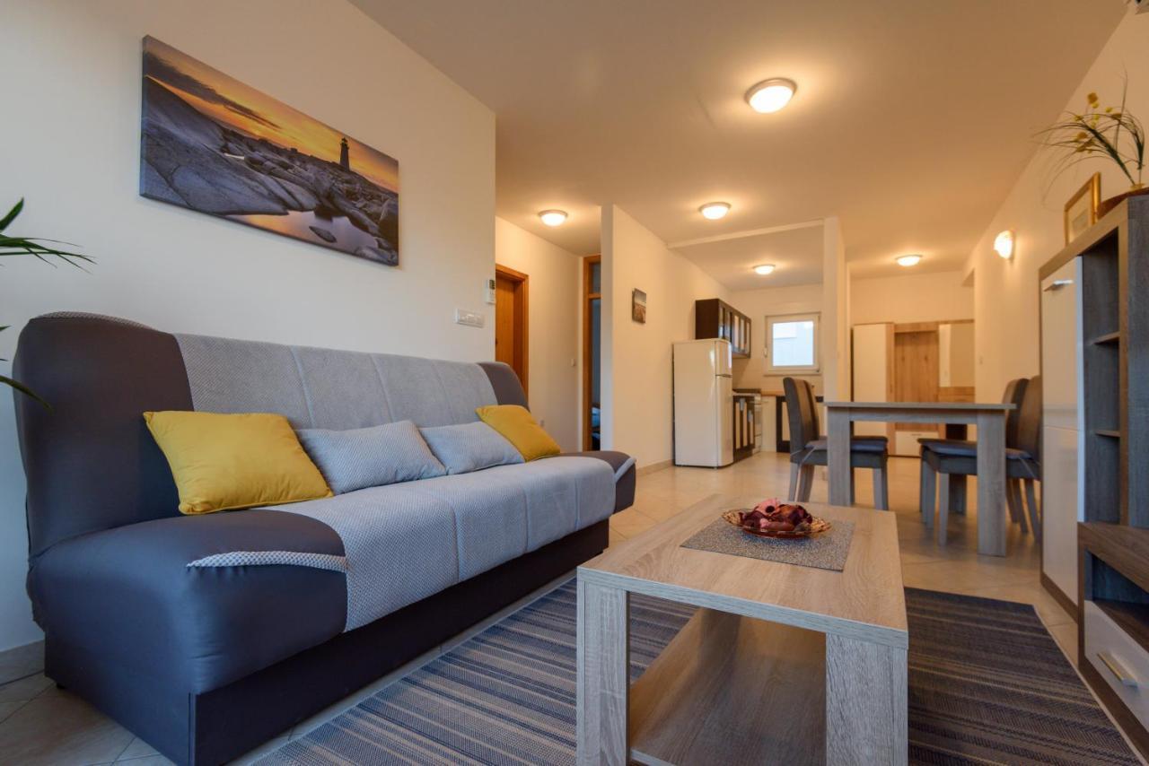 Apartman Karmela Ζαντάρ Εξωτερικό φωτογραφία